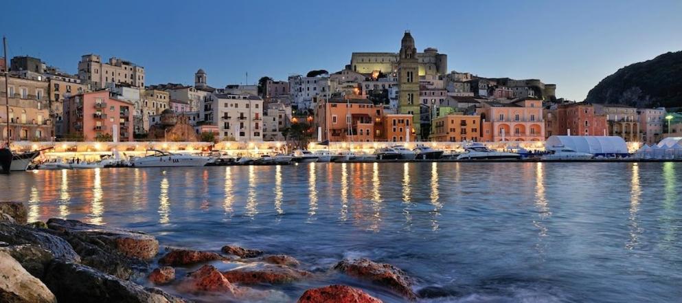 Oltre Il Mare Guest House جنوى المظهر الخارجي الصورة